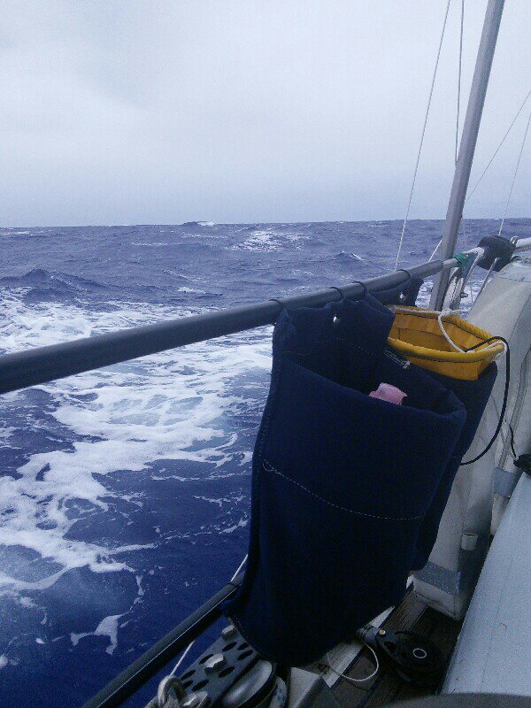 112bf58f-7ce7-4320-9556-6751f32c8547-1989743106